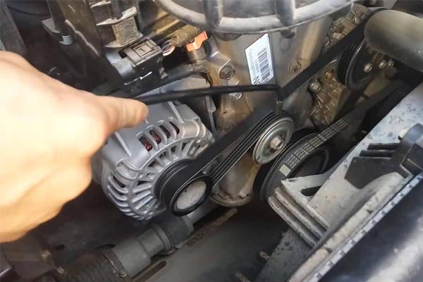 修水转速传感器的工作原理是什么？